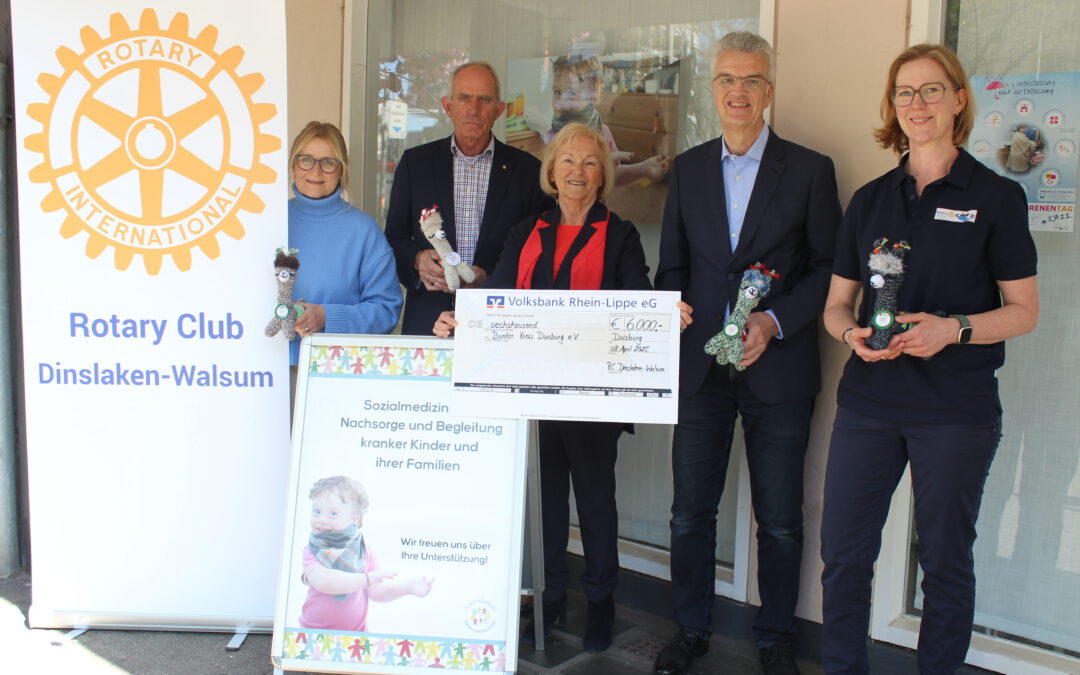 Der Rotaryclub Dinslaken Walsum verwandelt ein Weihnachtsgeschenk in ein Osterei für den Bunten Kreis e.V.